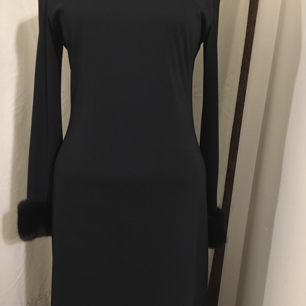 Gown - Picture 2 of 4